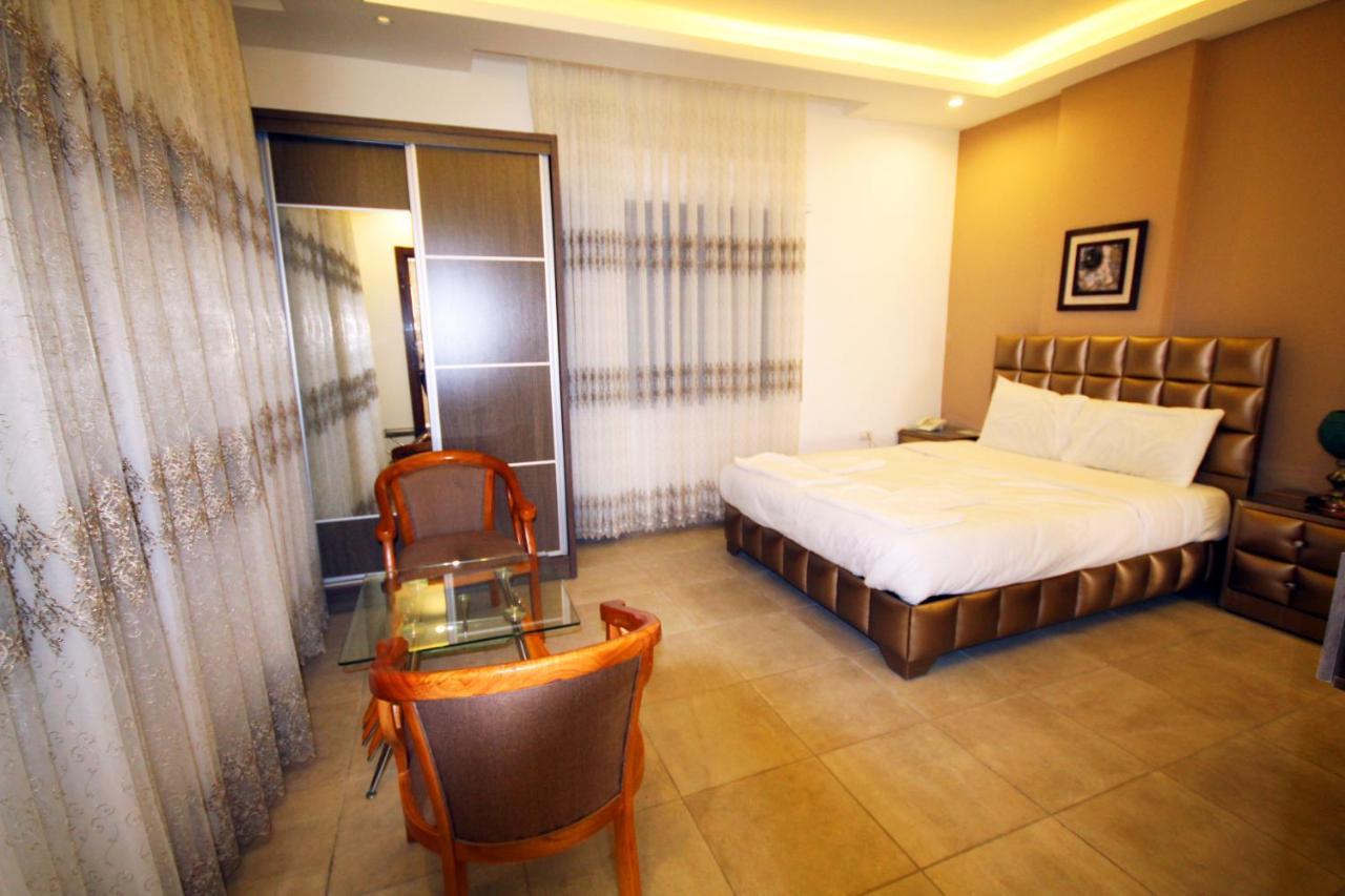 سما عمان للشقق الفندقية Sama Amman Hotel Apartments Dış mekan fotoğraf